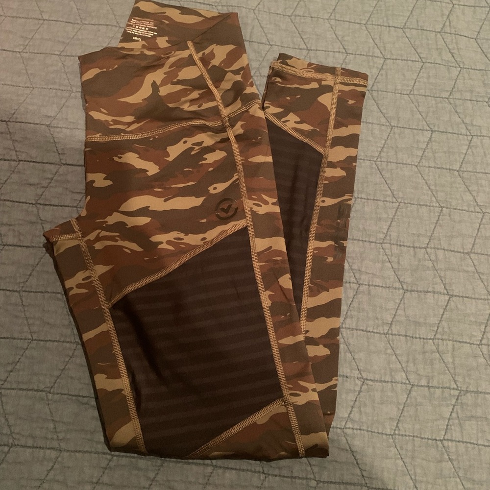 Virus compression pant size small